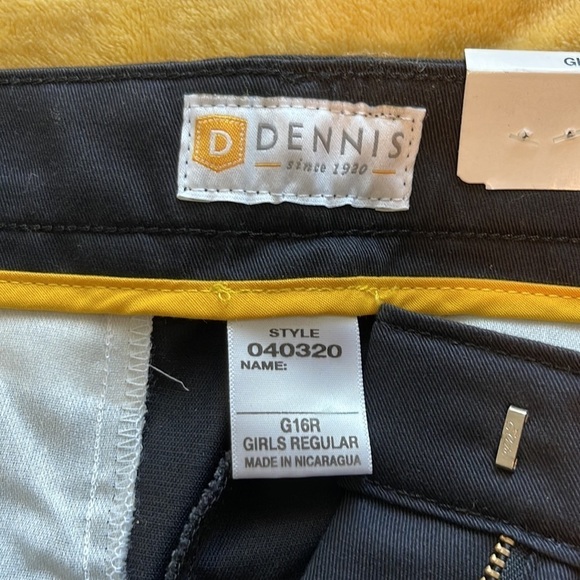 NWT Dennis uniform twill shorts - Picture 3 of 7